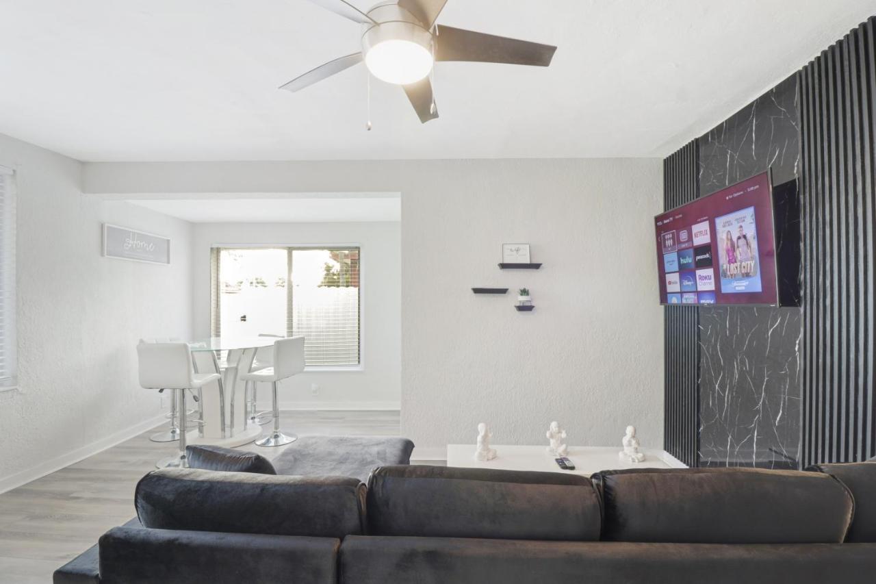 Spacious And Luxurious Home Centrally Located Between Miami And Ft. Lauderdale Miramar Bagian luar foto